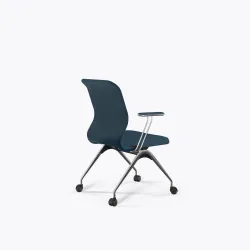 Кресло для персонала Метта Sit 8 Mr4-4T - Vivaldi /Uh00/Wh12/T4mV-c(F53.W02), Светло-синий
