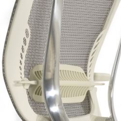 Кресло с подножкой FALTO SPRING 2 (поясничный валик, подлокотн 6D(360), сетка, светлый)