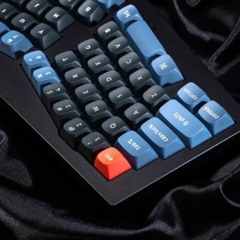 Механическая клавиатура QMK Keychron Q8 Alice-ANSI Knob, (68 кл.), RGB, Hot-Swap, Алюм.корпус, Barebone, черный