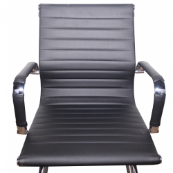 Офисный стул MF-1904 черный (кожзам)