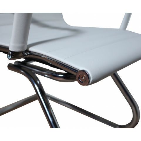 Офисный стул MF-1904 белый (кожзам)