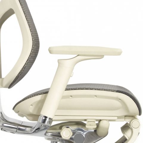 Кресло с подножкой FALTO STAR 2 (подлокотники 6D(360),сетка, цвет светлый)